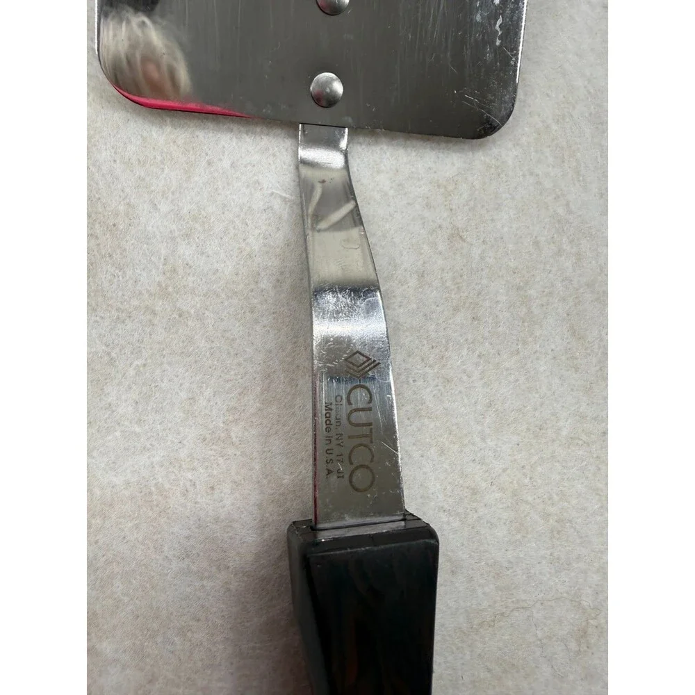 CUTCO Lot of 5 Serving Utensils Black Handles 17KD 17JI Slot Spoon Turner Whisk